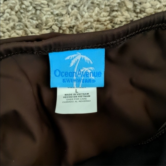 Ocean Avenue tankini top and bottom - Picture 4 of 4